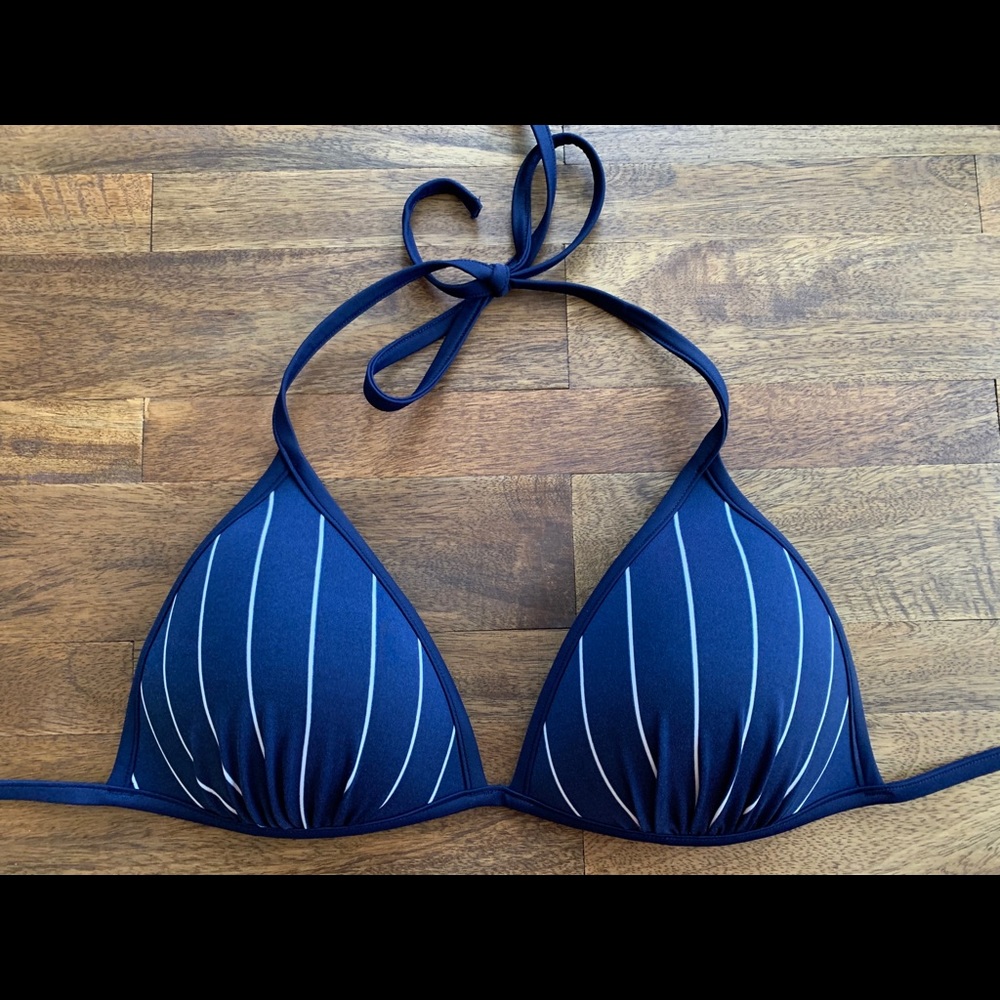H&M Triangle Swimsuit Top
